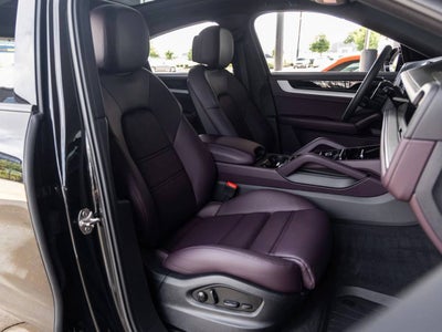 2025 Porsche Cayenne Cayenne Coupe