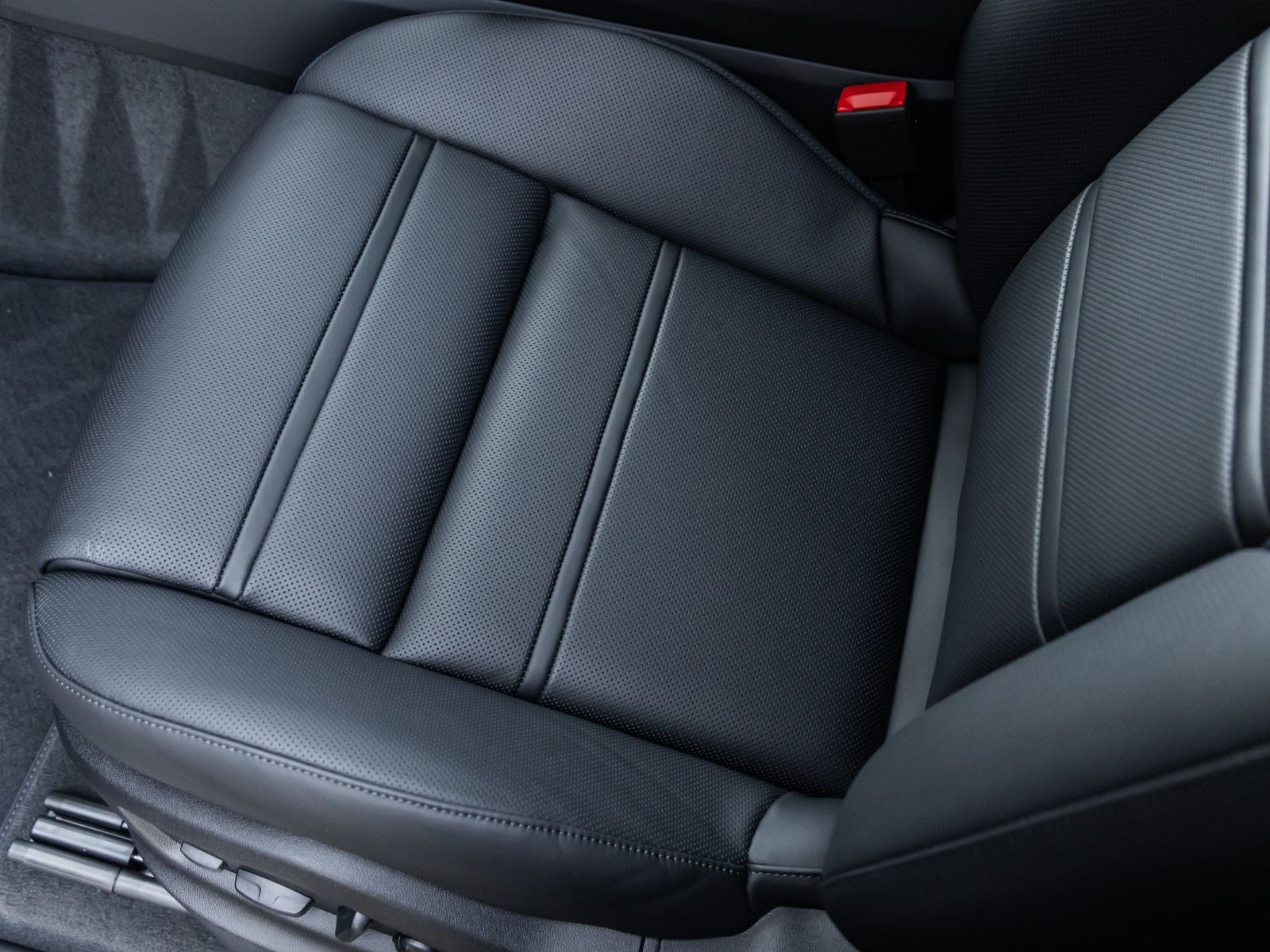 2026 Porsche Cayenne Coupe