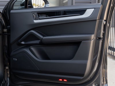 2026 Porsche Cayenne Coupe