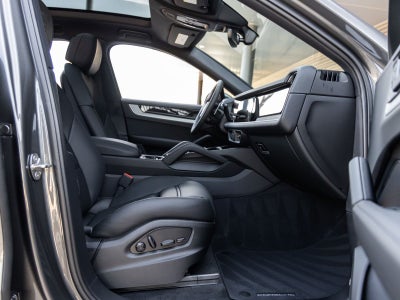 2026 Porsche Cayenne Coupe