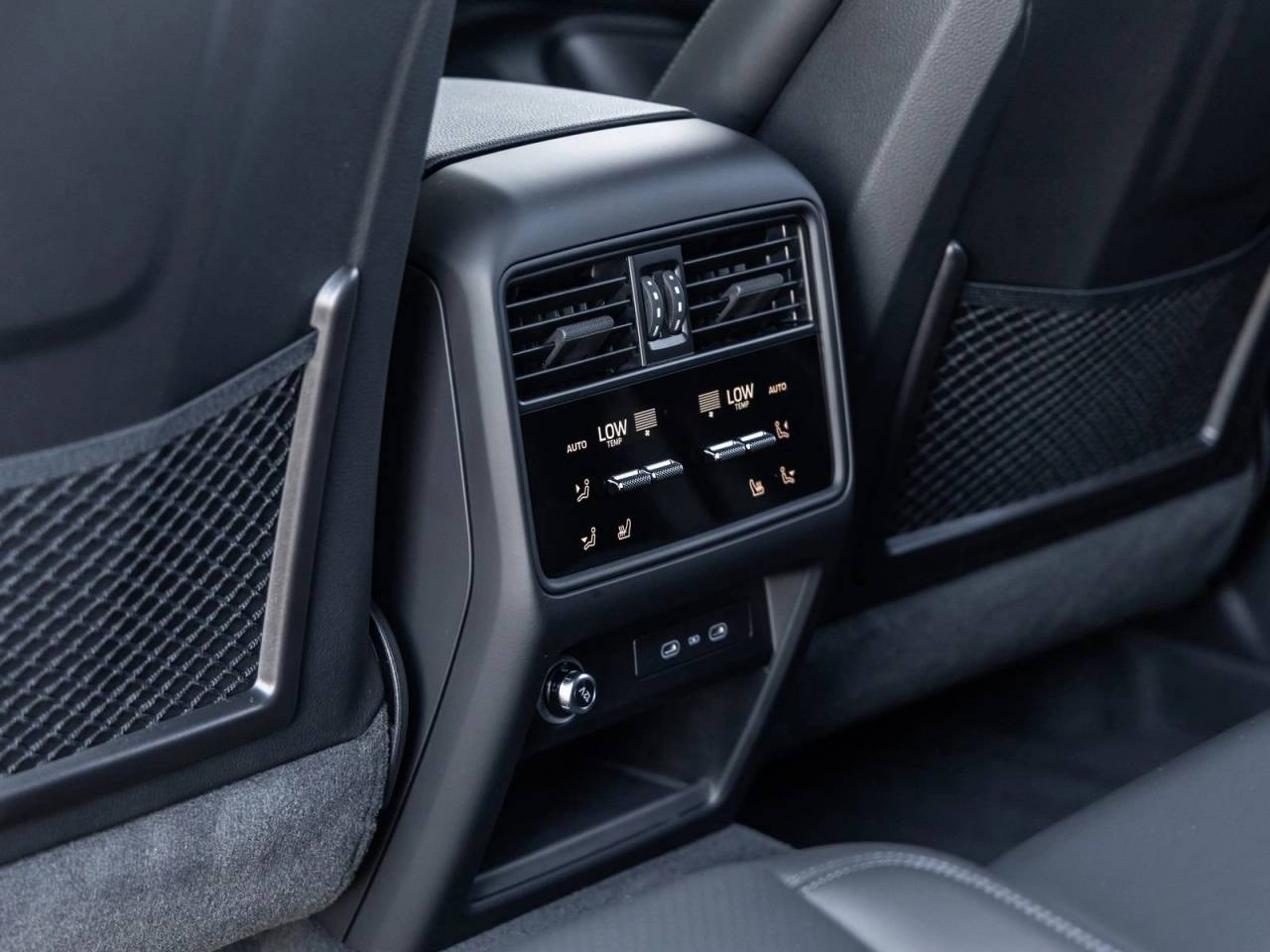 2026 Porsche Cayenne Coupe