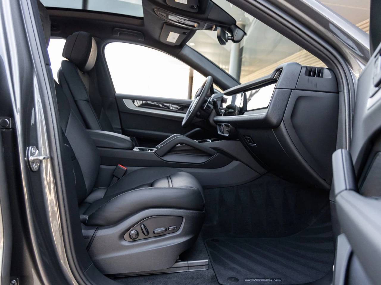 2026 Porsche Cayenne Coupe