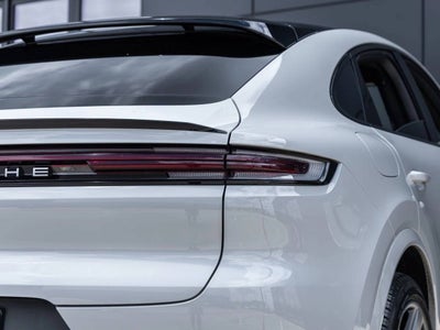 2024 Porsche Cayenne Coupe