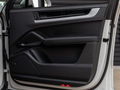 2026 Porsche Cayenne Coupe