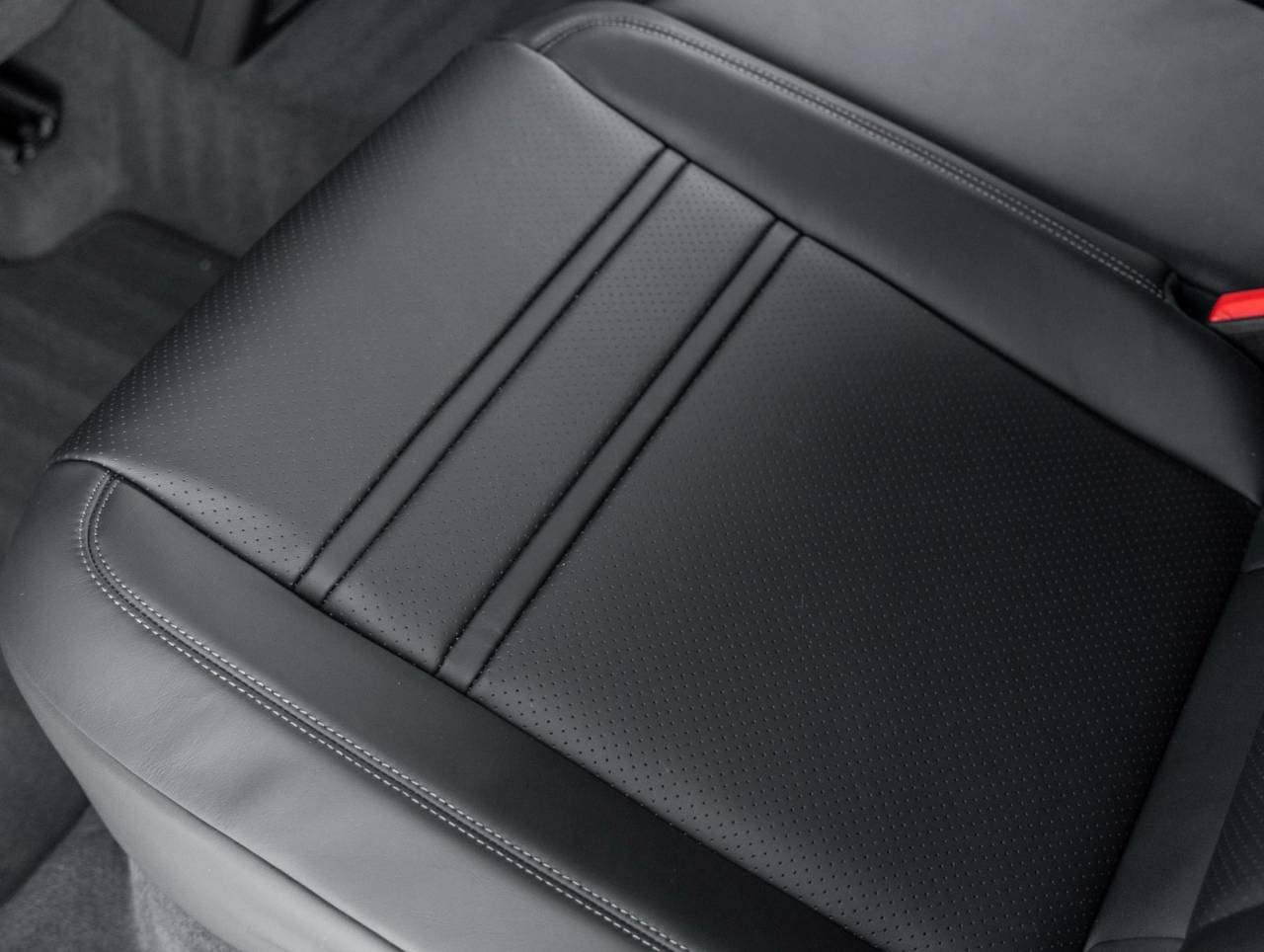 2026 Porsche Cayenne Coupe