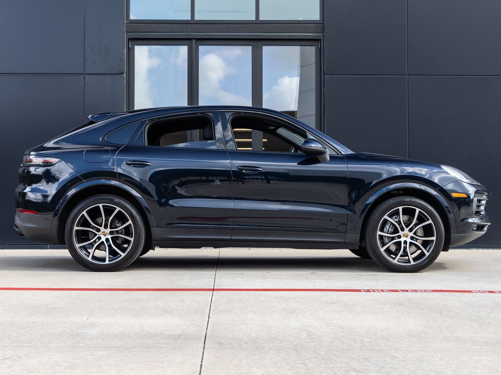 2023 Porsche Cayenne Cayenne Coupe Platinum Edition