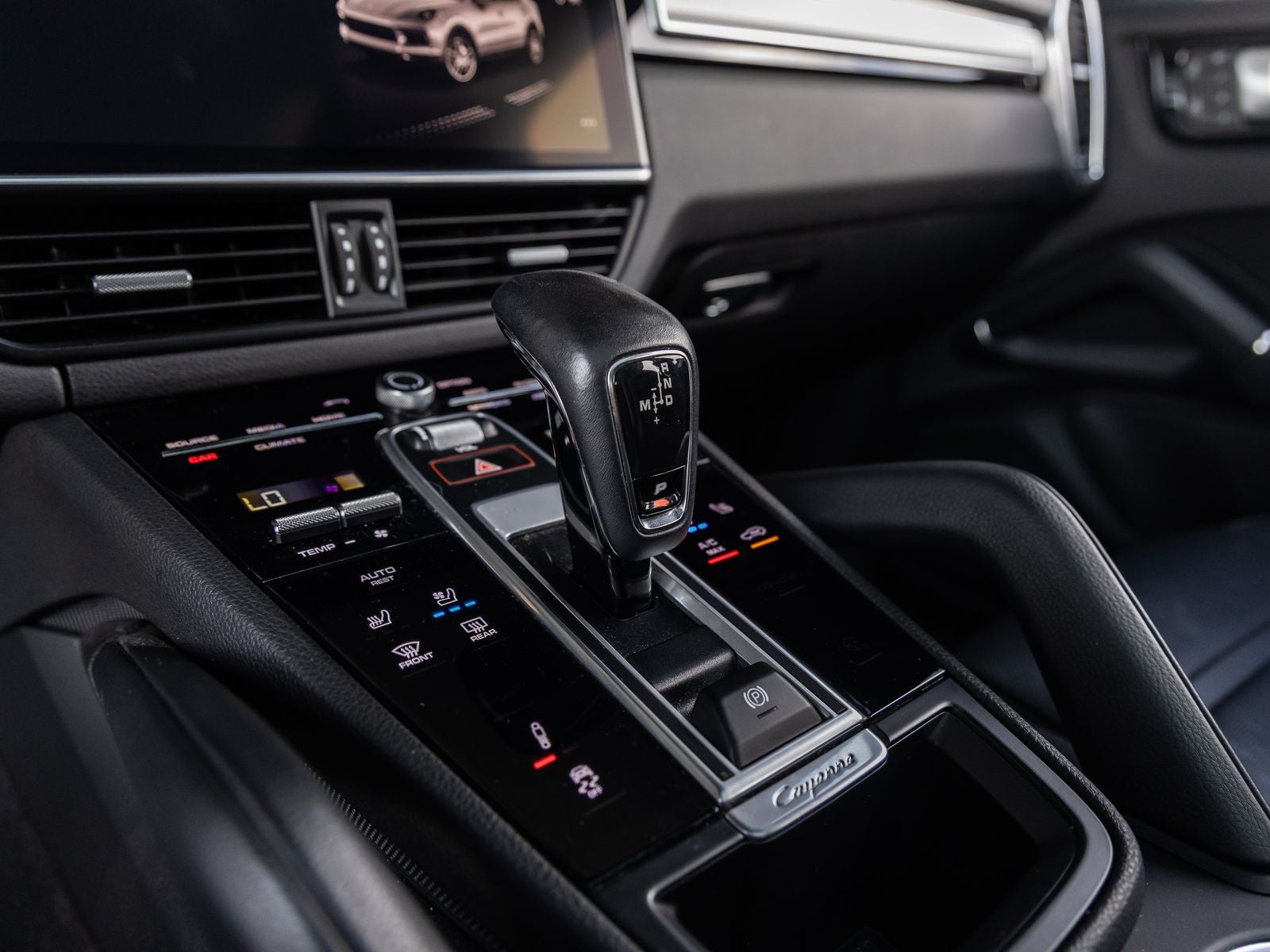 2023 Porsche Cayenne Cayenne Coupe Platinum Edition