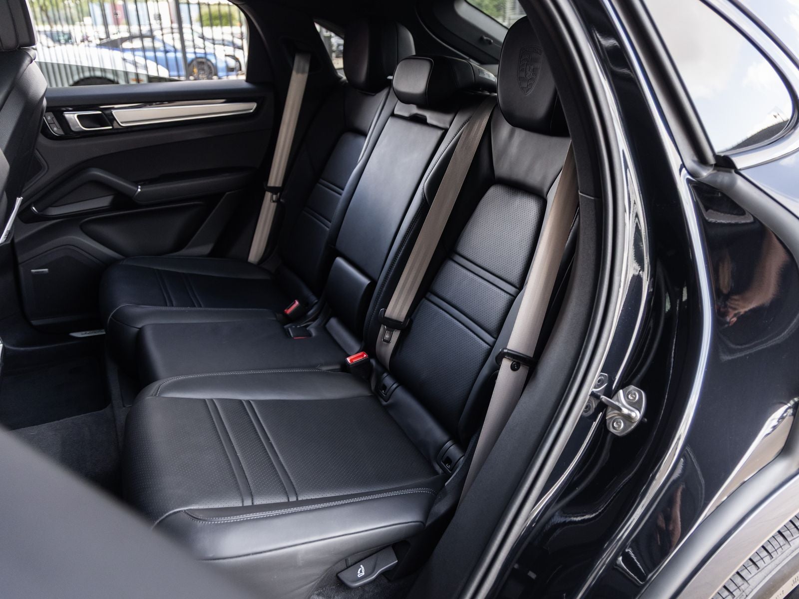 2023 Porsche Cayenne Cayenne Coupe Platinum Edition