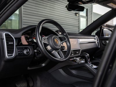 2023 Porsche Cayenne Cayenne Coupe Platinum Edition