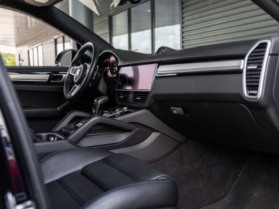 2023 Porsche Cayenne Cayenne Coupe Platinum Edition