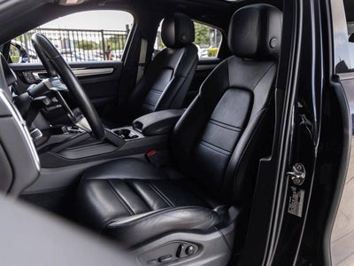 2023 Porsche Cayenne Cayenne Coupe Platinum Edition
