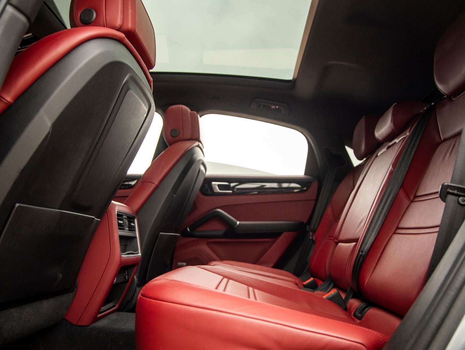 2021 Porsche Cayenne S Coupe