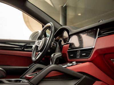 2021 Porsche Cayenne S Coupe