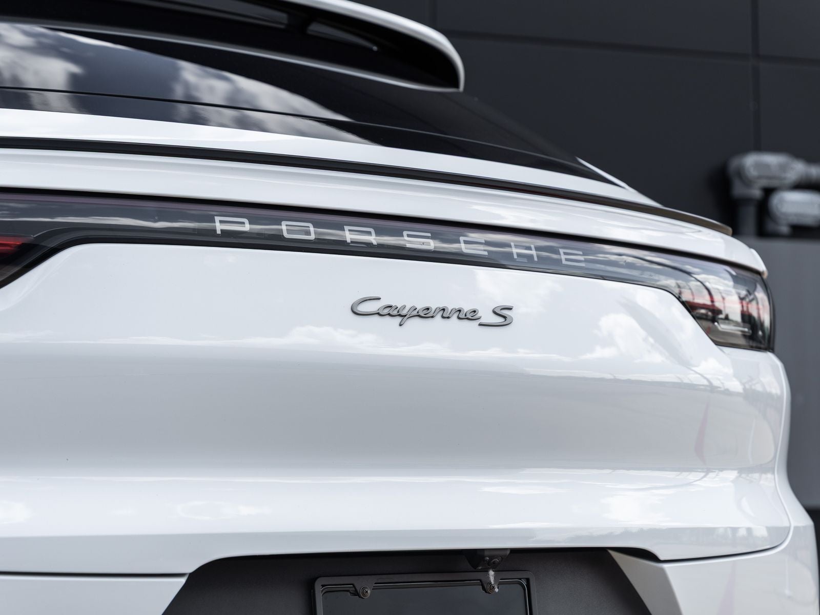 2023 Porsche Cayenne Cayenne S Coupe Platinum Edition