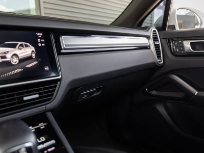 2023 Porsche Cayenne Cayenne S Coupe Platinum Edition