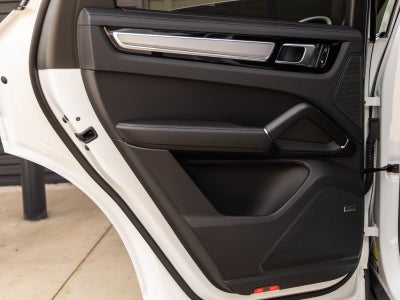 2023 Porsche Cayenne Cayenne S Coupe Platinum Edition