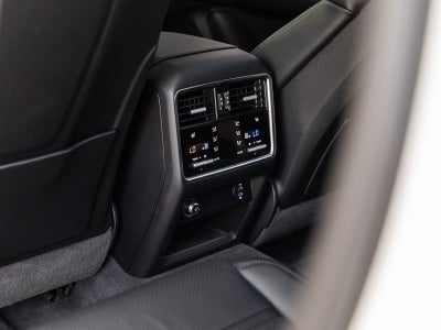 2023 Porsche Cayenne Cayenne S Coupe Platinum Edition