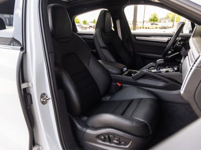 2023 Porsche Cayenne Cayenne S Coupe Platinum Edition
