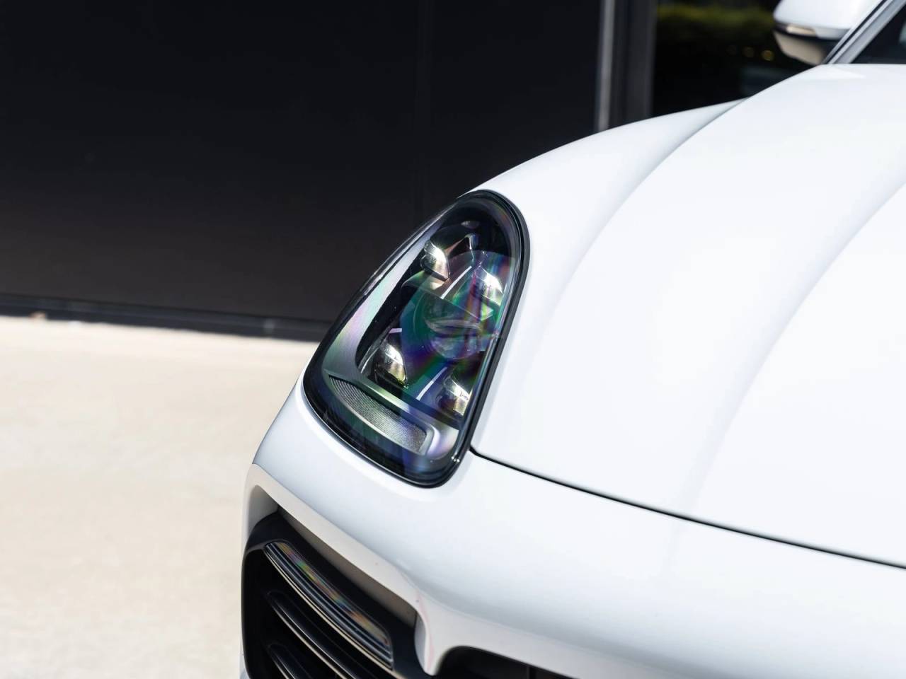 2023 Porsche Cayenne Cayenne S Coupe Platinum Edition