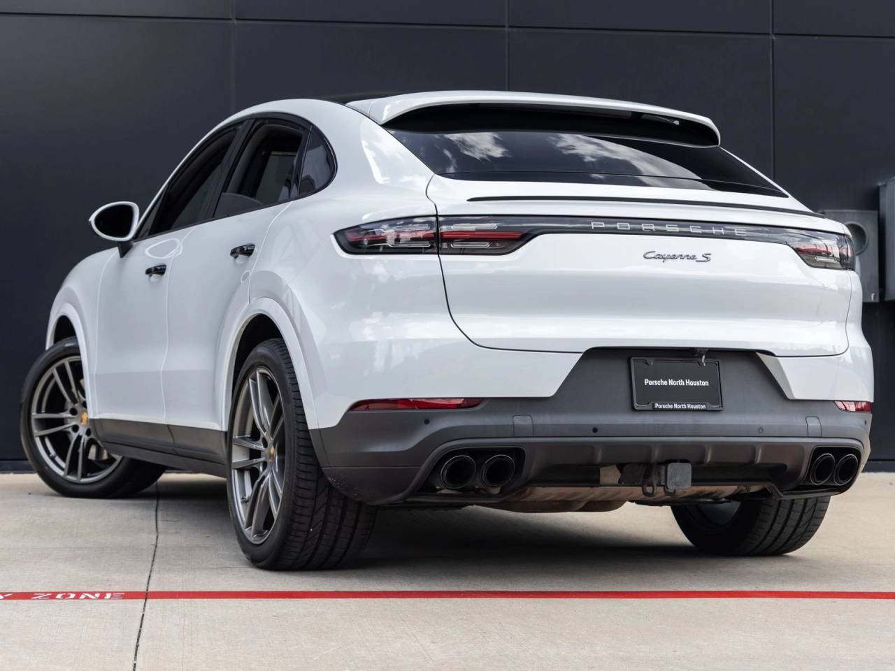 2023 Porsche Cayenne Cayenne S Coupe Platinum Edition