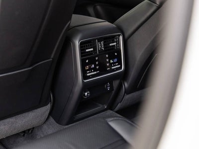 2023 Porsche Cayenne Cayenne S Coupe Platinum Edition