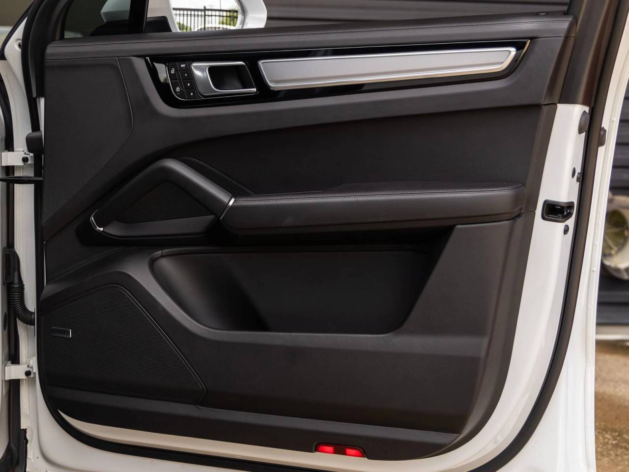 2023 Porsche Cayenne Cayenne S Coupe Platinum Edition