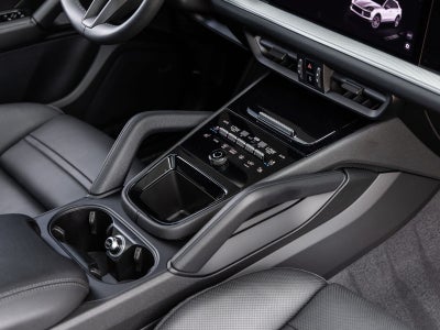 2025 Porsche Cayenne Cayenne E-Hybrid Coupe