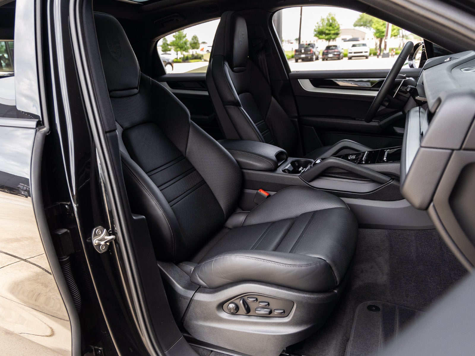 2025 Porsche Cayenne Cayenne E-Hybrid Coupe
