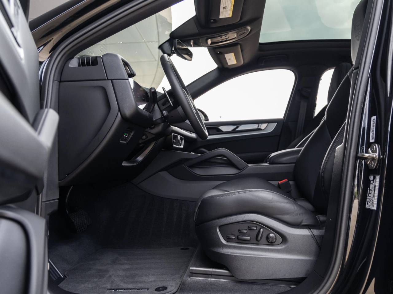 2025 Porsche Cayenne Cayenne E-Hybrid Coupe