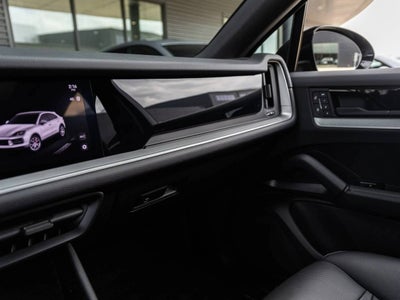 2025 Porsche Cayenne Cayenne E-Hybrid Coupe