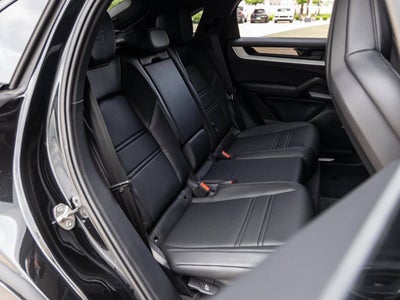 2025 Porsche Cayenne Cayenne E-Hybrid Coupe