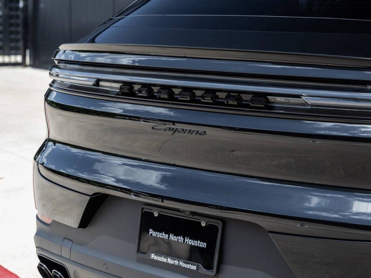 2025 Porsche Cayenne E-Hybrid Coupe