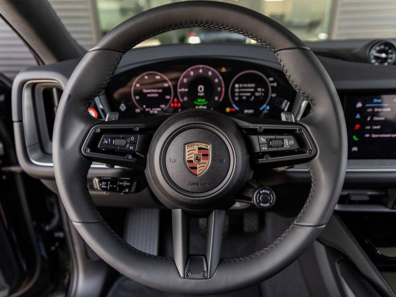 2025 Porsche Cayenne E-Hybrid Coupe