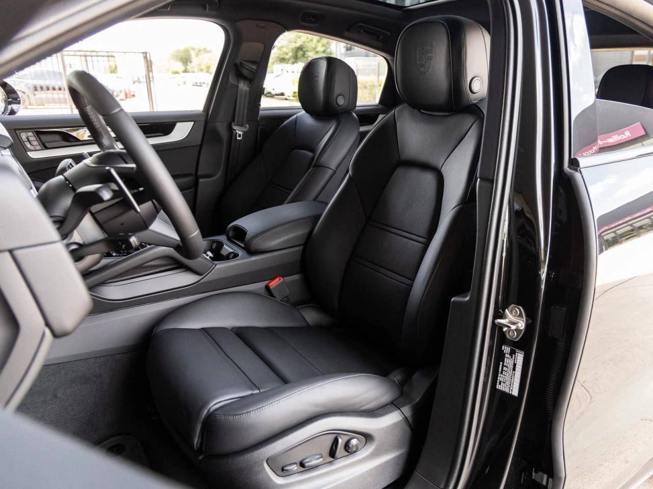 2025 Porsche Cayenne E-Hybrid Coupe