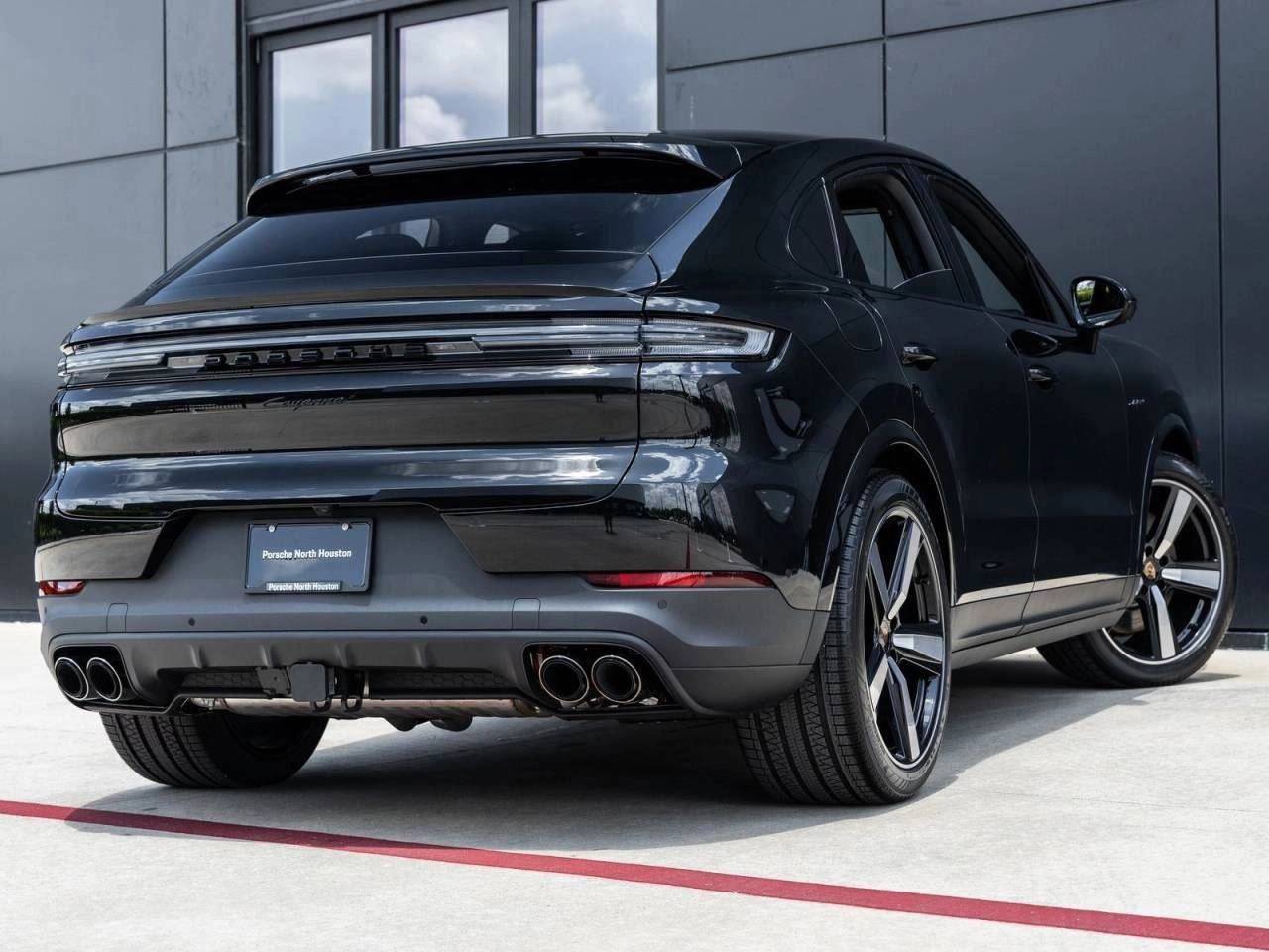 2025 Porsche Cayenne E-Hybrid Coupe