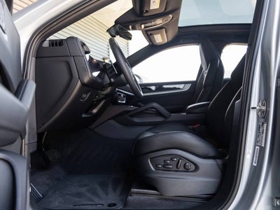 2025 Porsche Cayenne Cayenne E-Hybrid Coupe