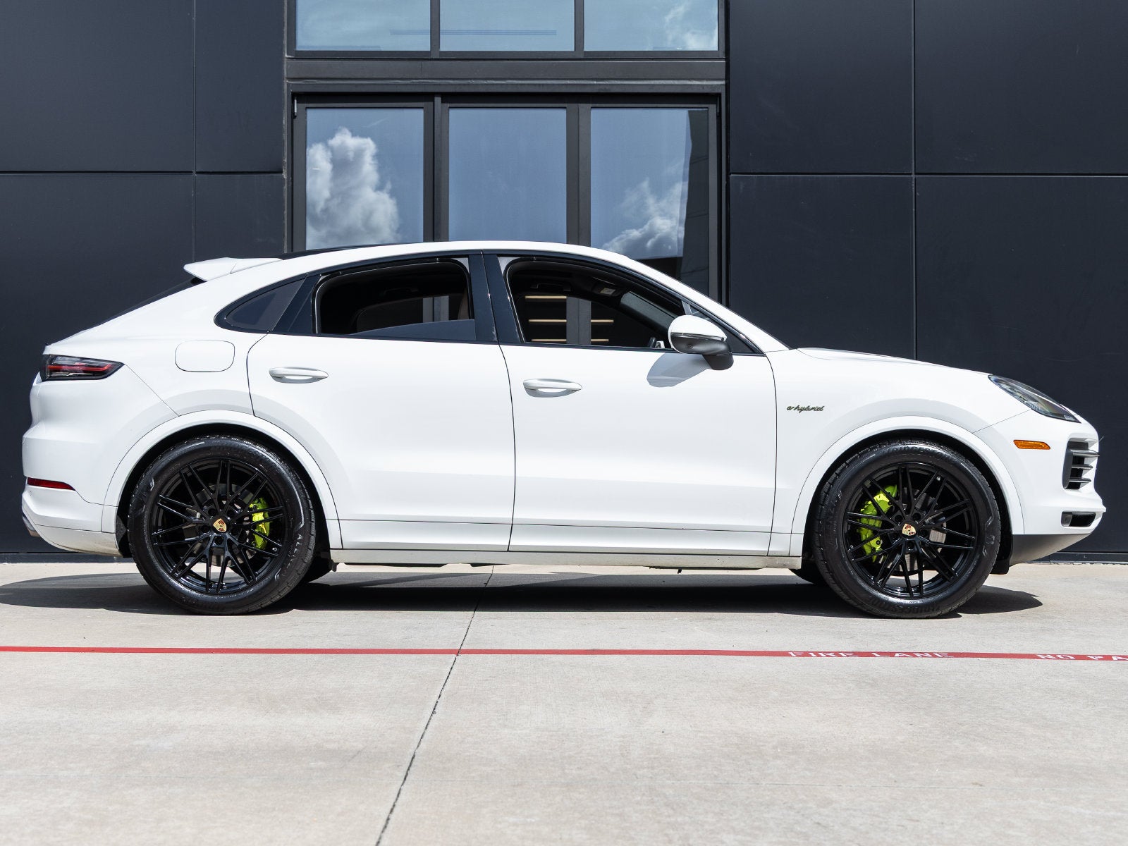 2020 Porsche Cayenne E-Hybrid Coupe Base