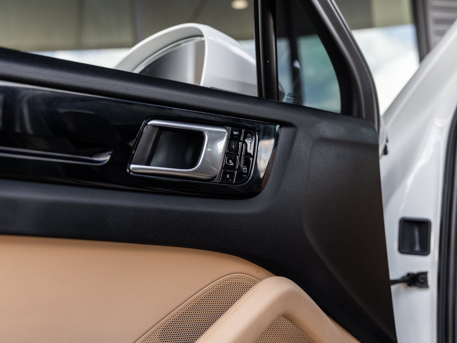 2020 Porsche Cayenne E-Hybrid Coupe Base