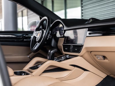 2020 Porsche Cayenne E-Hybrid Coupe Base