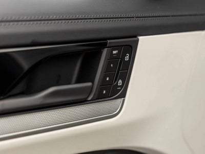 2025 Porsche Cayenne Cayenne E-Hybrid Coupe
