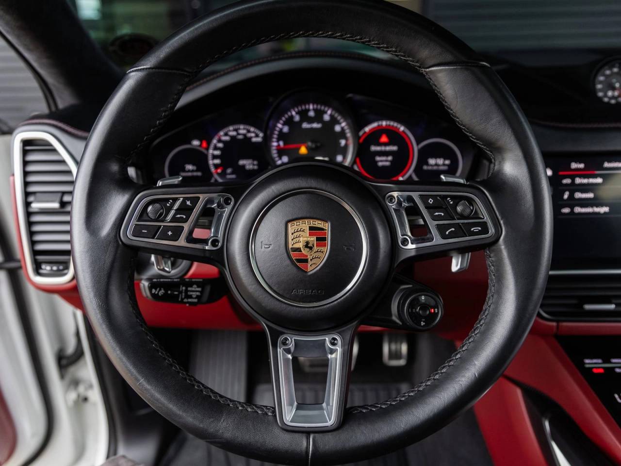 2023 Porsche Cayenne Turbo Coupe