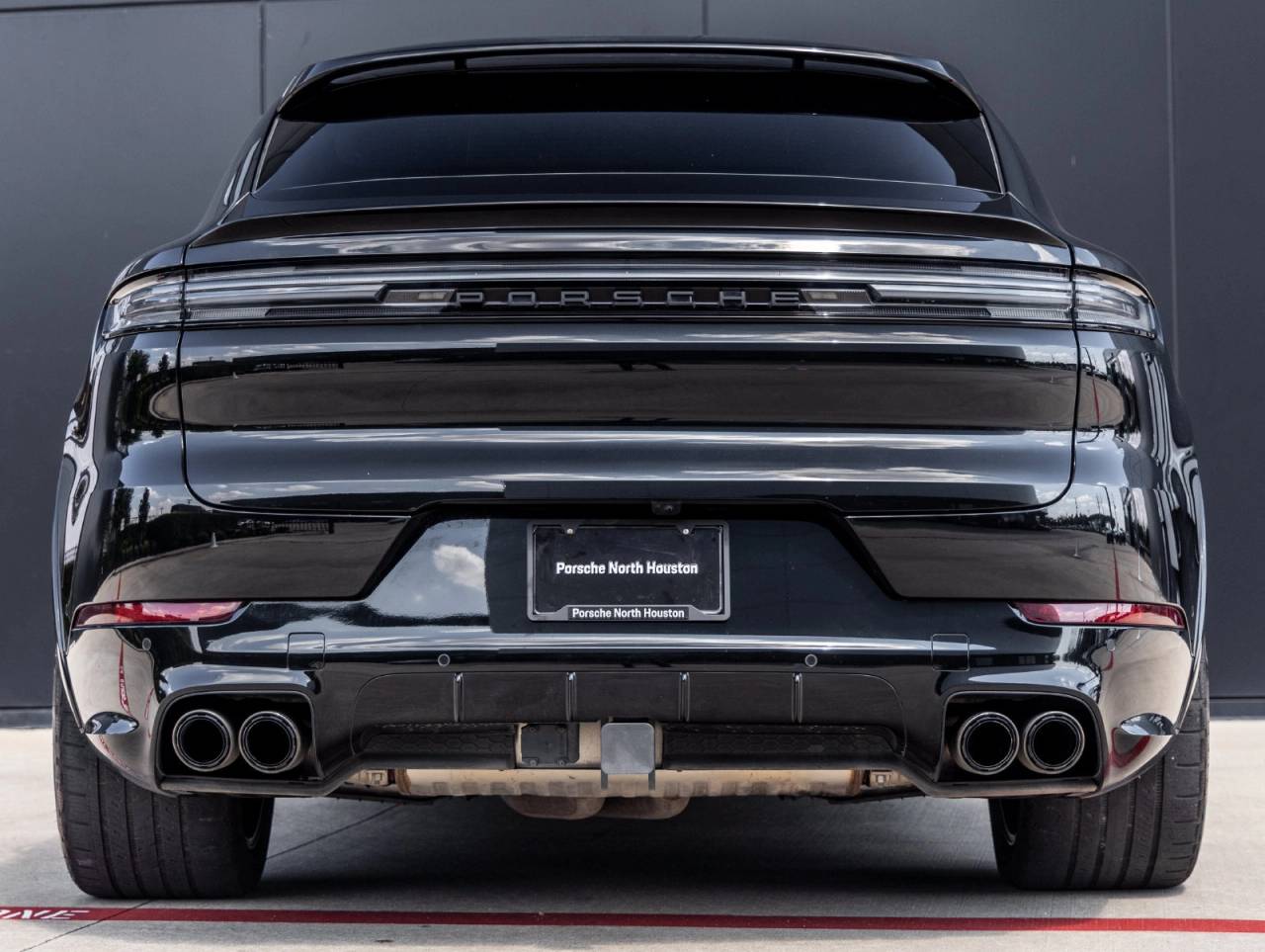 2025 Porsche Cayenne Cayenne GTS Coupe