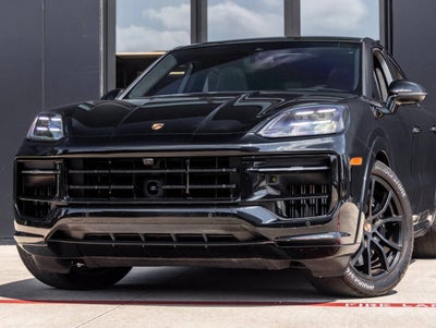 2025 Porsche Cayenne Cayenne GTS Coupe