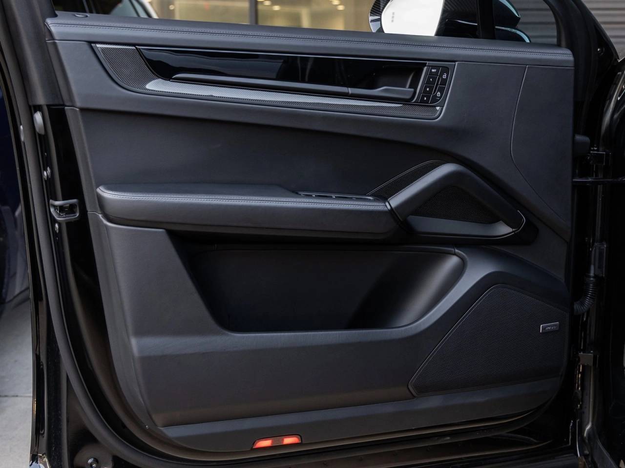 2025 Porsche Cayenne Coupe Cayenne GTS Coupe