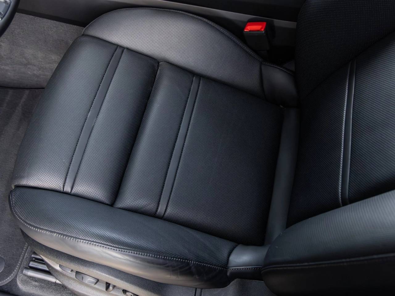 2025 Porsche Cayenne Coupe Cayenne GTS Coupe