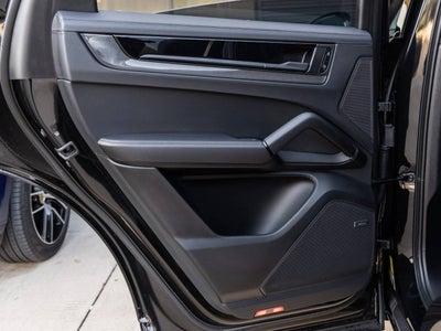 2025 Porsche Cayenne Coupe Cayenne GTS Coupe