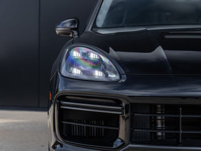 2023 Porsche Cayenne Turbo S E-Hybrid Coupe