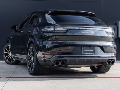 2023 Porsche Cayenne Turbo S E-Hybrid Coupe