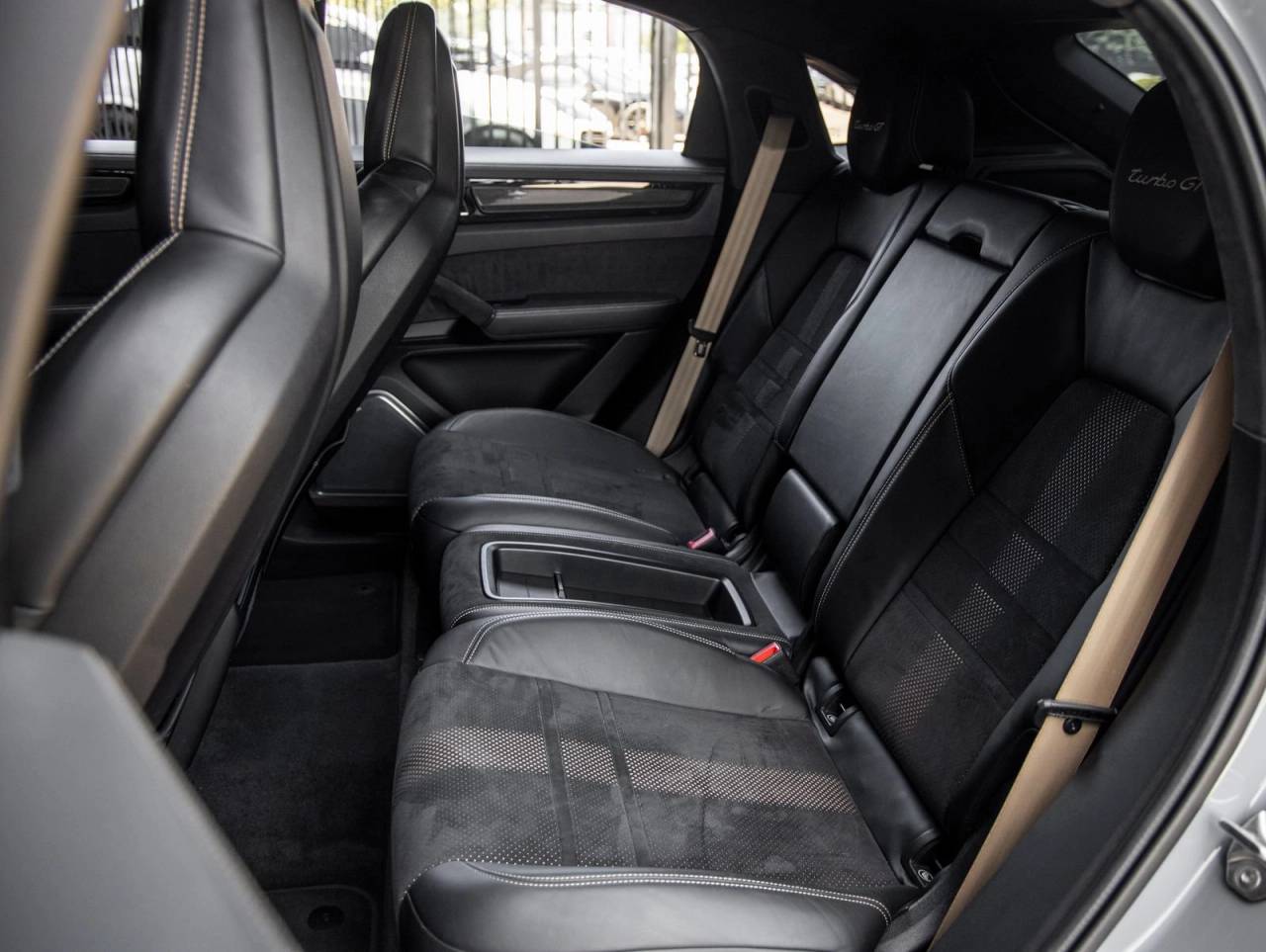 2022 Porsche Cayenne Cayenne Turbo GT (MY22)
