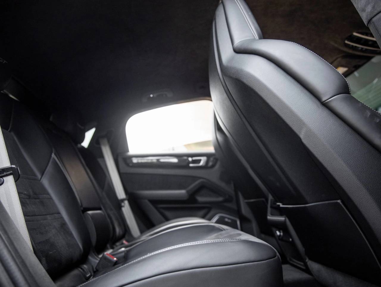 2022 Porsche Cayenne Cayenne Turbo GT (MY22)